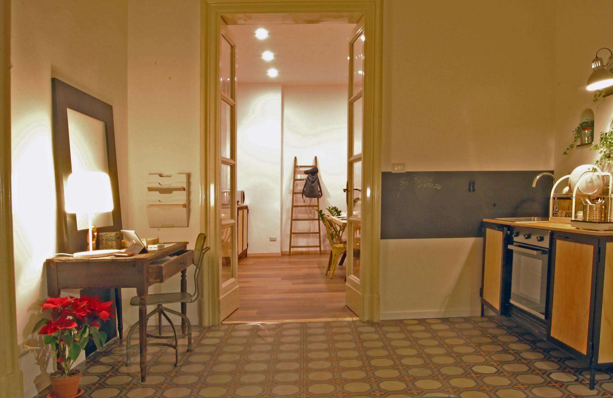 B&B 4 Elementi カターニア エクステリア 写真